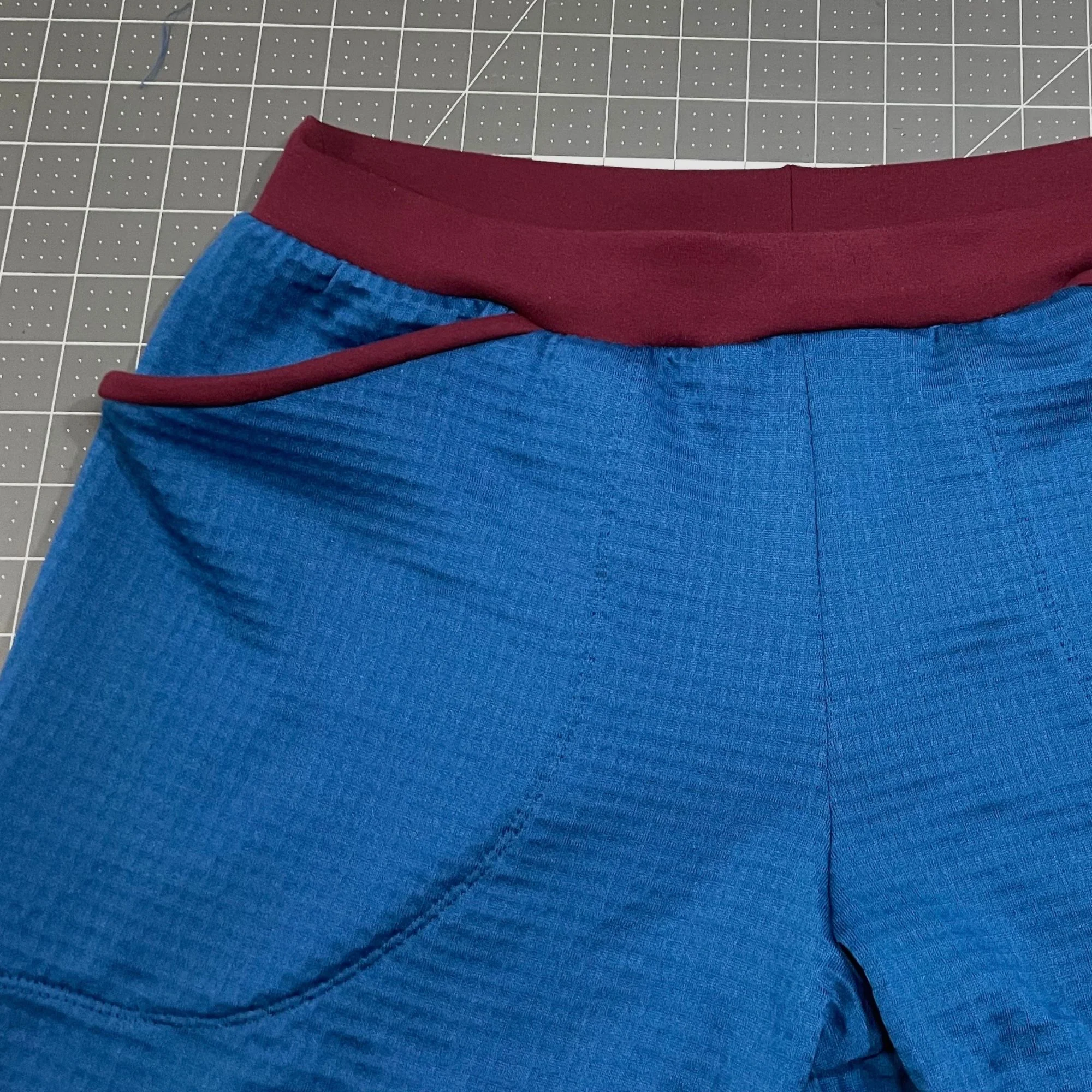 Polartec® Power Grid™ Fleece 9110 OR - Image 9