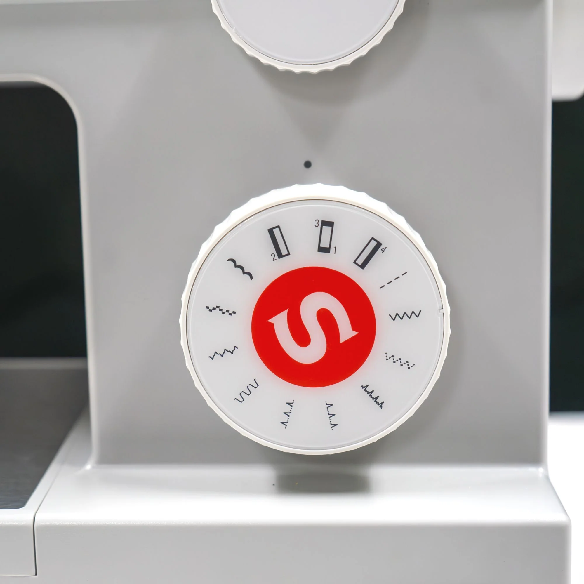 Singer® Heavy Duty 4411 Sewing Machine - Image 3